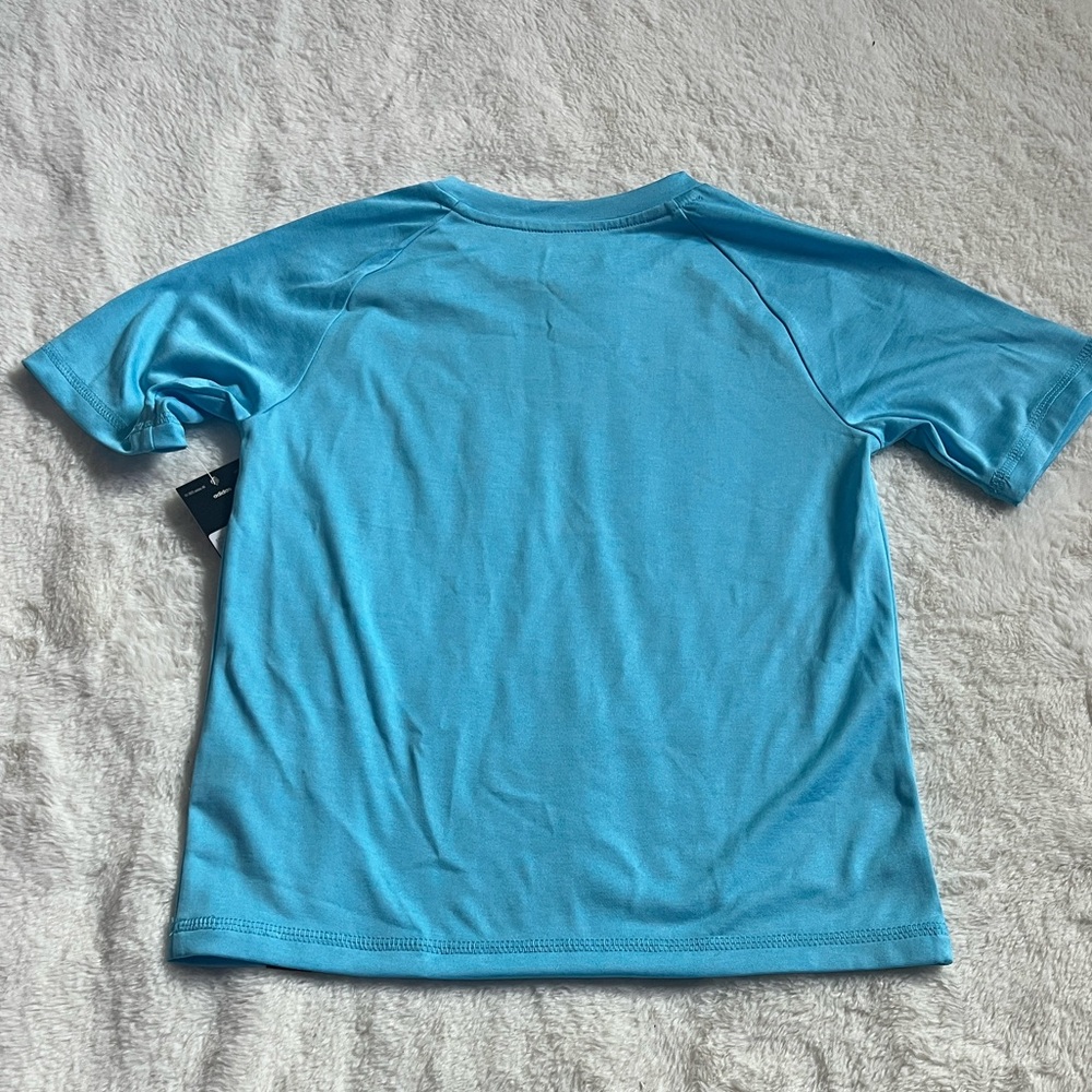 New Adidas Tee - Picture 3 of 4